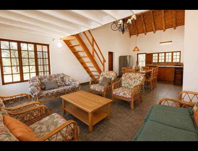 2 BEDROOM HOUSE FOR SALE IN VAALKOP DAM